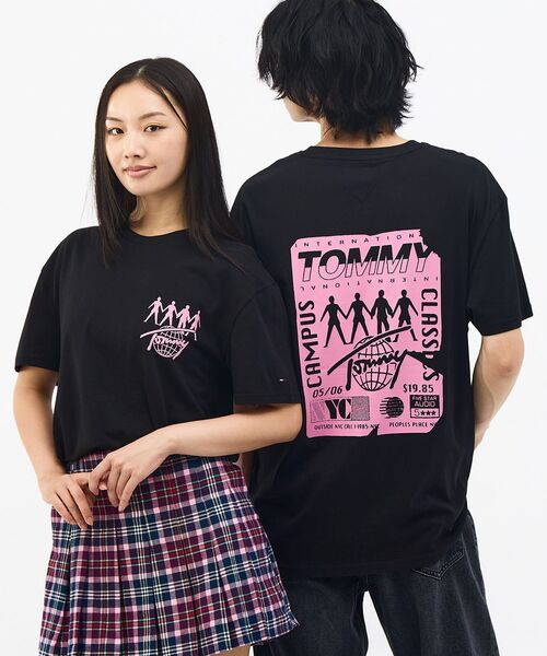 tommy jeans(トミー ジーンズ)の「NYCノベルティショートスリーブTシャツ(Tシャツ/カットソー・メンズ・ブラック/ホワイト・SMALL/LARGE/MEDIUM)」の1枚目の写真