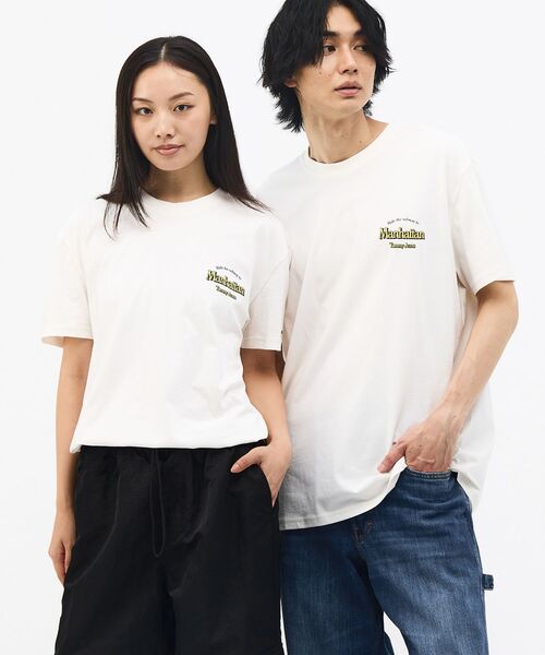 tommy jeans(トミー ジーンズ)の「NYCノベルティショートスリーブTシャツ(Tシャツ/カットソー・メンズ・ブラック/ホワイト・SMALL/LARGE/MEDIUM)」の3枚目の写真
