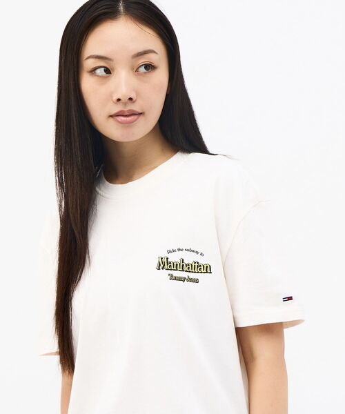 tommy jeans(トミー ジーンズ)の「NYCノベルティショートスリーブTシャツ(Tシャツ/カットソー・メンズ・ブラック/ホワイト・SMALL/LARGE/MEDIUM)」の10枚目の写真