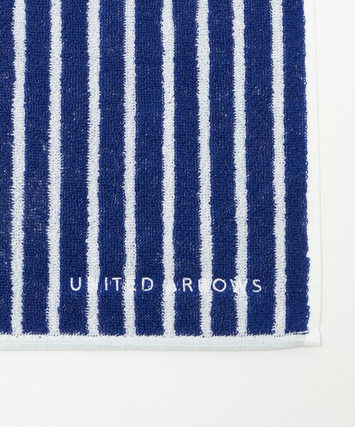 UNITED ARROWS(ユナイテッドアローズ)の「パイル ストライプ ハンカチ(バンダナ/スカーフ・メンズ・ブラック/ネイビー・FREE)」の4枚目の写真