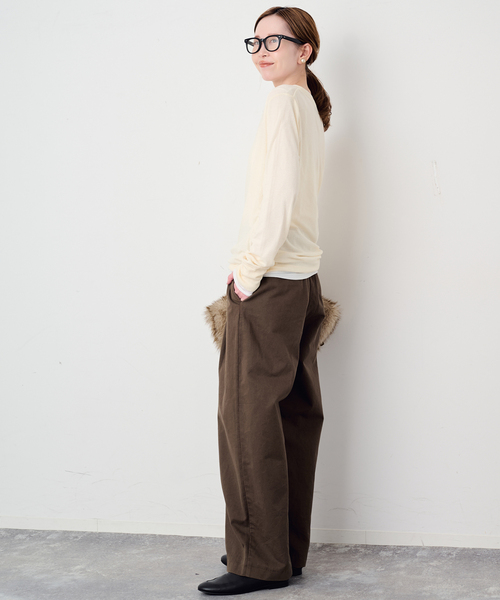 SLOBE IENA(スローブイエナ)の「《2枚セット》ヘンリーネック×クルーネック ロンTEEセット(Tシャツ/カットソー・レディース・アイボリー/カーキ・FREE)」の12枚目の写真