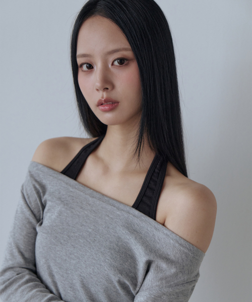 5OML(オーオーエムエル)の「スリーブレスレイヤードオフショルダーロングスリーブ(メランジグレー)(Tシャツ/カットソー・レディース・グレー・FREE)」の2枚目の写真