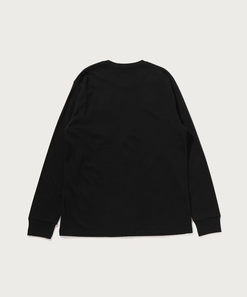 A BATHING APE（アベイシングエイプ）の「LINE CAMO FLAG LABEL POCKET LS TEE（Tシャツ/カットソー・メンズ・ホワイト/ブラック・X-LARGE/MEDIUM/XX-LARGE/SMALL/LARGE）」の4枚目の写真