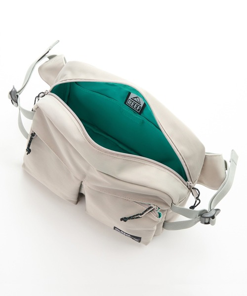 REEF(リーフ)の「REEF メンズ REEF BODY BAG ボディバッグ 【2026年秋冬モデル】/リーフウエストポーチ(ボディバッグ/ウエストポーチ・メンズ・ライトグレー/ブラック・FREE)」の15枚目の写真