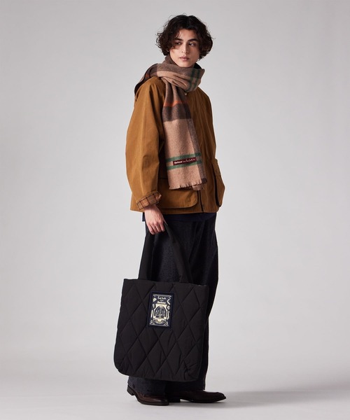Barbour(バブアー)の「Paul Smith loves Barbour キルティングトートバッグ【263715 LBA0625】(トートバッグ・メンズ・ブラック/ダークグリーン・FREE)」の3枚目の写真