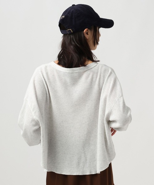 DISCUS ATHLETIC（ディスカス　アスレチック）の「【DISCUS ATHLETIC】配色ワッフルヘンリーロンＴ[WEB限定]（Tシャツ/カットソー・レディース・ブラック/グレー・MEDIUM）」の11枚目の写真