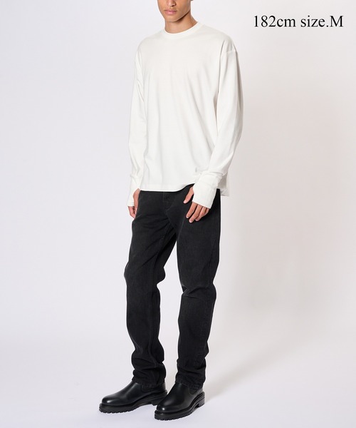 BIOTOP（ビオトープ）の「【Hanes for BIOTOP】NEW Comfort Crew Neck Pullover with Thumbhole（Tシャツ/カットソー・メンズ・ホワイト/ブラック/ダークブラウン・S/M/L/XL）」の20枚目の写真