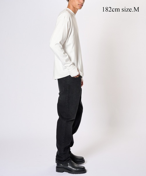 BIOTOP（ビオトープ）の「【Hanes for BIOTOP】NEW Comfort Crew Neck Pullover with Thumbhole（Tシャツ/カットソー・メンズ・ホワイト/ブラック/ダークブラウン・S/M/L/XL）」の21枚目の写真
