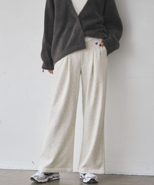 Champion(チャンピオン)の「チャンピオン SWEATPANTS(スウェットパンツ・レディース・グレー/オートミール・M)」の2枚目の写真