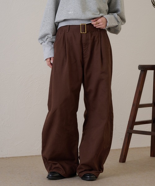 raffime（ラフィミー）の「【Raffime】タックワイドデニムパンツ（デニムパンツ・レディース・ブラック/ブラウン・SMALL/LARGE/MEDIUM）」の8枚目の写真