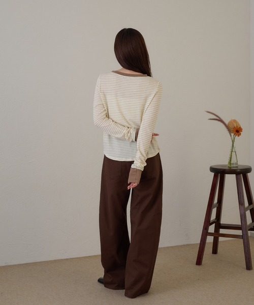 raffime（ラフィミー）の「【Raffime】タックワイドデニムパンツ（デニムパンツ・レディース・ブラック/ブラウン・SMALL/LARGE/MEDIUM）」の4枚目の写真