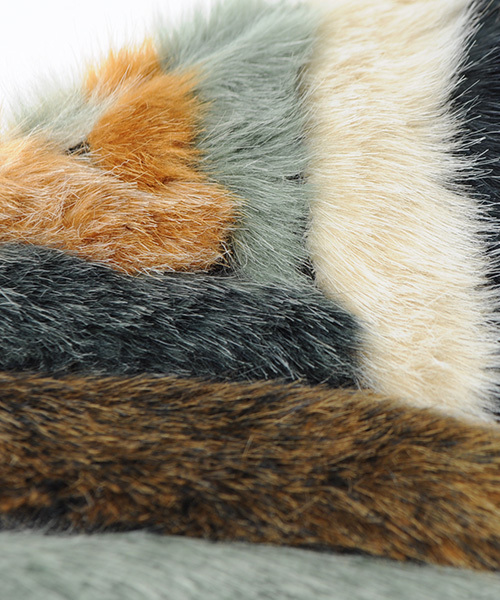 Luz Llena (NEY)（ラズレナニー）の「ミックスファークラッチバッグ（クラッチバッグ・レディース・グリーン/ピンク・ﾌﾘ-）」の8枚目の写真