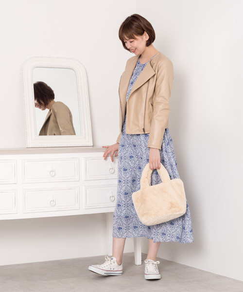 NATURAL BEAUTY BASIC（ナチュラルビューティーベーシック）の「アンティークフラワープリントミディワンピース（ワンピース・レディース・ブラック系その他/ブルー系その他・MEDIUM/SMALL）」の16枚目の写真