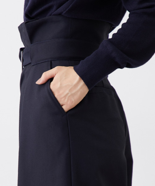 UNITED TOKYO（ユナイテッドトウキョウ）の「バレンシアハイウエストワイドパンツ（スラックス・レディース・ネイビー/マルチ・1/2）」の9枚目の写真