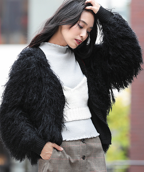 WEGO（ウィゴー）の「WEGO/モンスターショートカーディガン（カーディガン/ボレロ・レディース・ブラック/グレー/イエロー/ライトピンク/ピンク系その他/アイボリー・FREE）」の2枚目の写真