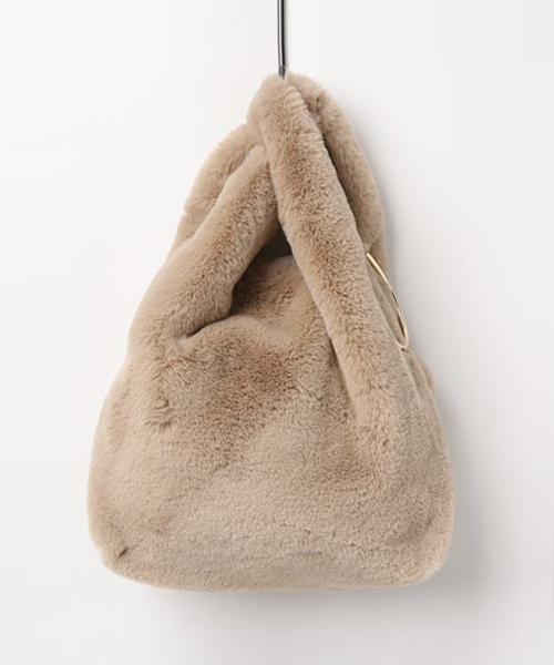 Andemiu（アンデミュウ）の「【ベージュWEB限定】エコファー２ＷＡＹバッグ776868（トートバッグ・ライトブルー/ベージュ/グレー/ピンク・FREE）」の12枚目の写真