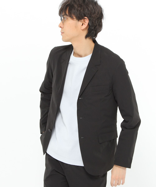 LAKOLE(ラコレ)の「【2WAYストレッチ】ストレージジャケット / LAKOLE(ナイロンジャケット・メンズ・ブラック/ネイビー・LARGE/MEDIUM/SMALL)」の1枚目の写真