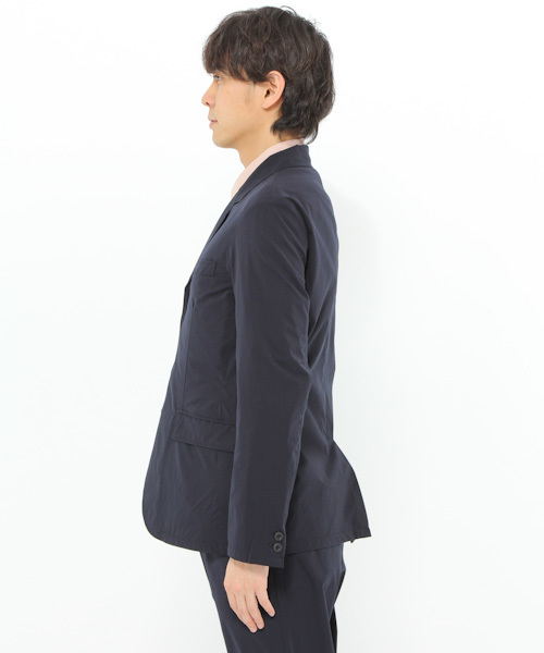 LAKOLE(ラコレ)の「【2WAYストレッチ】ストレージジャケット / LAKOLE(ナイロンジャケット・メンズ・ブラック/ネイビー・LARGE/MEDIUM/SMALL)」の6枚目の写真
