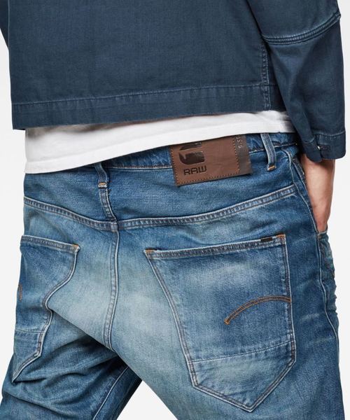 G-STAR（ジースター）の「Arc 3D Tapered Jeans（デニムパンツ・メンズ・インディゴブルー・29/32/30/32/33/32/29/30/28/30/34/32/31/30/30/30/31/32/32/32）」の4枚目の写真