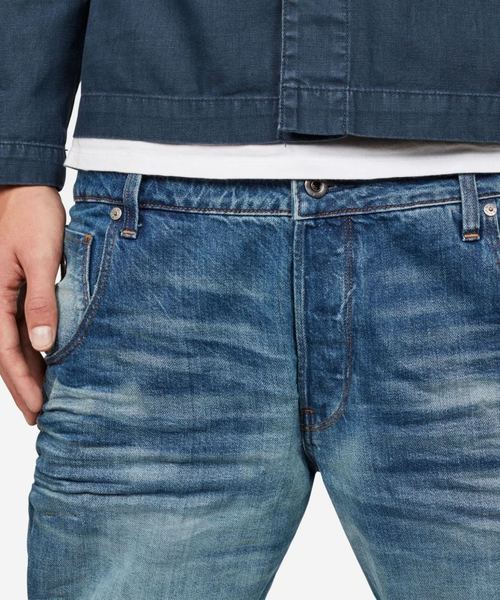 G-STAR（ジースター）の「Arc 3D Tapered Jeans（デニムパンツ・メンズ・インディゴブルー・29/32/30/32/33/32/29/30/28/30/34/32/31/30/30/30/31/32/32/32）」の6枚目の写真