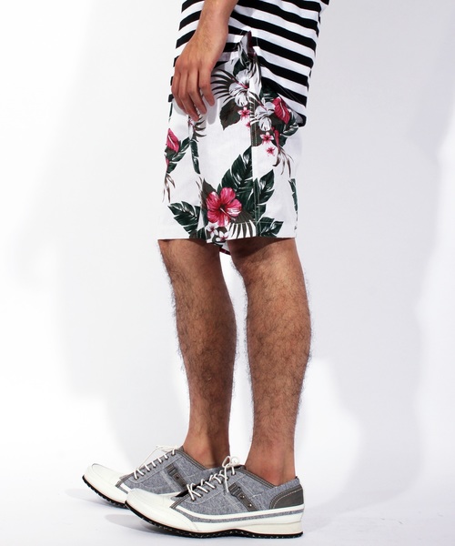８(eight)（エイト）の「アロハ柄 ショートパンツ コットン（その他パンツ・メンズ・ホワイト×ブラック/ホワイト×ネイビー/B/C/A・MEDIUM/LARGE/X-LARGE）」の11枚目の写真
