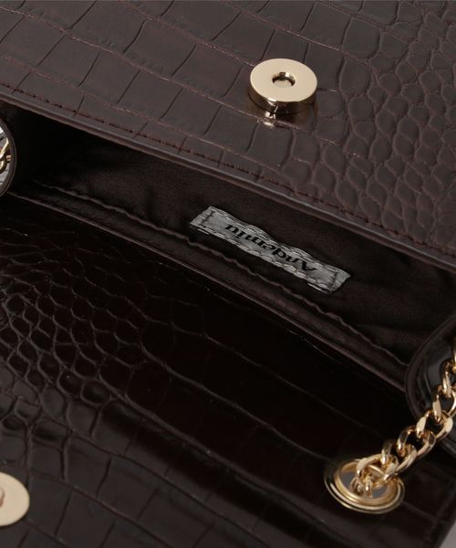 Andemiu(アンデミュウ)の「クロコチェーンショルダーBAG810335(ショルダーバッグ・レディース・ブラック/ブラウン/キャメル・FREE)」の6枚目の写真