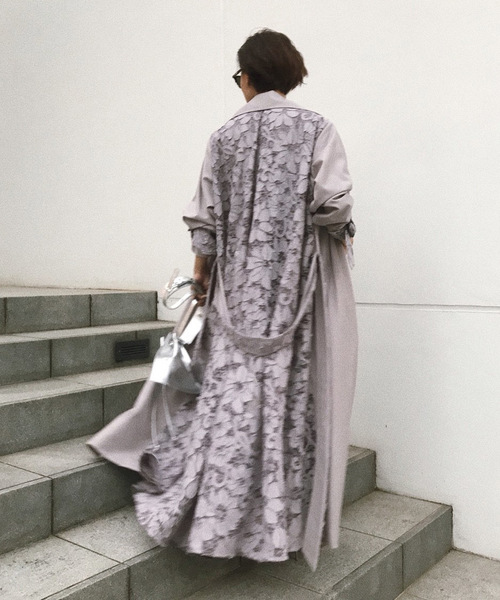 BACK LACE COAT BACK LACE COAT