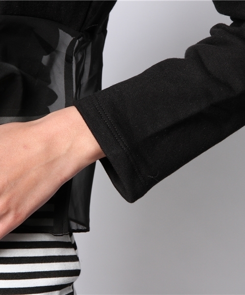 goocy（グーシー）の「【goocy】オーガンジー切替裏毛プルオーバー（スウェット・レディース・グリーン/ブラック/アイボリー・FREE）」の8枚目の写真