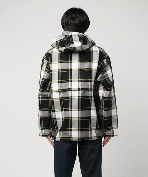 JOHN LAWRENCE SULLIVAN(ジョンローレンスサリバン)の「CHECKED COTTON ZIPPED HOODIE(ブルゾン・メンズ・ブラック/レッド・SMALL/MEDIUM/LARGE/X-LARGE)」の4枚目の写真