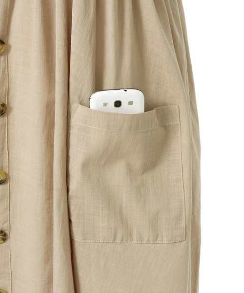 Newlyme（ニューリーミー）の「コットンポケットボタンキャミワンピース（ワンピース・レディース・ブラック/ベージュ/ネイビー/カーキ/アイボリー・MEDIUM/LARGE）」の13枚目の写真