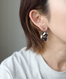 でこぼこメタルプレートイヤリング ~しずく~