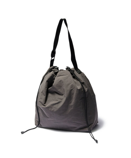 CRAMSHELL（クラムシェル）の「DRAWSTRING TOTEBAG（トートバッグ・メンズ・グレー/ブラック・FREE）」の9枚目の写真