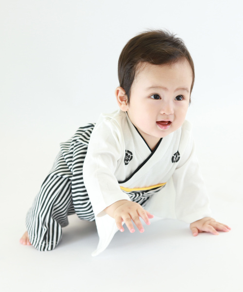 Aenak (アエナック)の「【Aenak/アエナック】羽織はかまロンパース 男の子(ロンパース・キッズ・ホワイト/ブラック/杢グレー・90/80/70/60)」の2枚目の写真