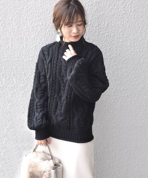 Khaju:ポンポンケーブルニットプルオーバー Khaju（カージュ）の