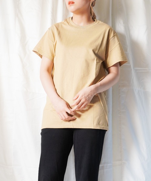 GILDAN(ギルダン)の「/GILDAN/6.0oz Tシャツ(Tシャツ/カットソー・レディース・ホワイト/ブラック/ベージュ/ネイビー/ブラウン/オリーブ/カーキ/グリーン/ワインレッド/ピンク/ライム/オレンジ・SMALL/MEDIUM/LARGE/X-LARGE/XX-LARGE)」の1枚目の写真