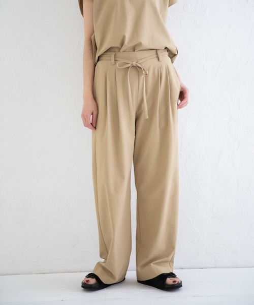 Munich（ミューニック）の「ストレッチトリコット　ワイドパンツ【セットアップ可】（その他パンツ・レディース・ベージュ/ネイビー/ナチュラル/コーラル・S/M/XS）」の2枚目の写真