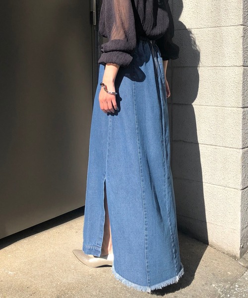 &g'aime（アンジェム）の「【&g'aime】サイドスリットデニムスカート（デニムスカート・レディース・ブラック/ブルー・FREE）」の17枚目の写真