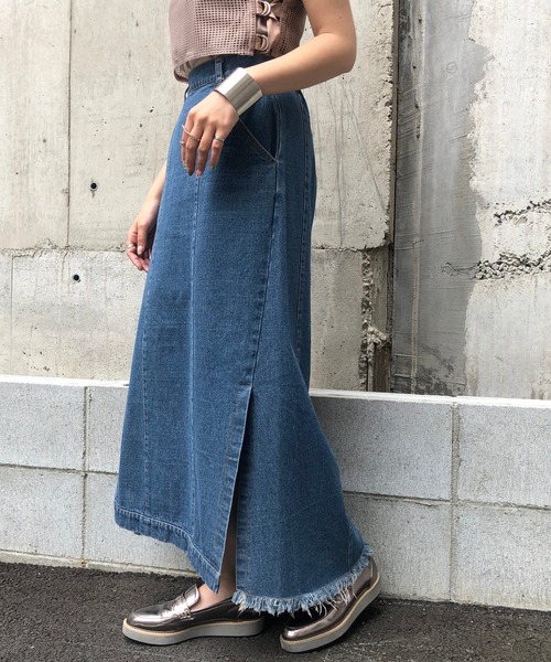 &g'aime（アンジェム）の「【&g'aime】サイドスリットデニムスカート（デニムスカート・レディース・ブラック/ブルー・FREE）」の22枚目の写真