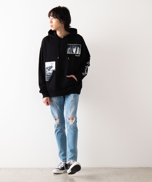 WEGO(ウィゴー)の「WEGO/Photoビッグシルエットプルパーカー(パーカー・メンズ・ホワイト/ブラック・MEDIUM/LARGE)」の9枚目の写真