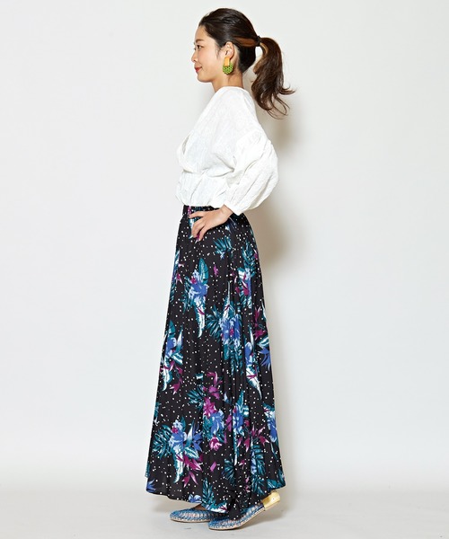 チャイハネ（チャイハネ）の「【チャイハネ】フラワードット柄ロングスカート（スカート・レディース・ホワイト/ブラック/ベージュ・FREE）」の10枚目の写真