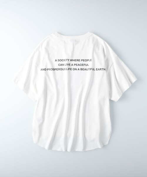 RAG MACHINE（ラグマシーン）の「【RAG MACHINE】フォトデザインＴシャツ（Tシャツ/カットソー・レディース・ホワイト/ベージュ/ダークグレー・M/L）」の13枚目の写真