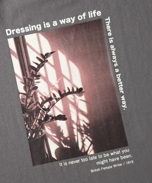 RAG MACHINE（ラグマシーン）の「【RAG MACHINE】フォトデザインＴシャツ（Tシャツ/カットソー・レディース・ホワイト/ベージュ/ダークグレー・M/L）」の6枚目の写真