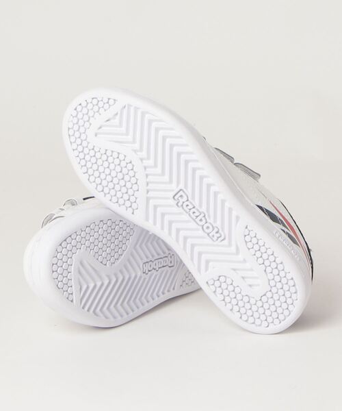 Reebok（リーボック）の「ロイヤル コンプリート CLN 2 / Royal Complete CLN 2（スニーカー・キッズ・ホワイト×ネイビー/ネイビー・17.0cm/18.0cm/19.0cm/20.0cm/21.0cm/22.0cm）」の4枚目の写真