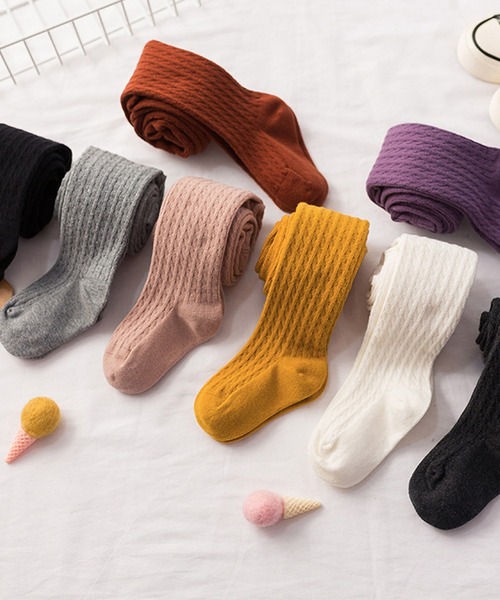 TeddyShop（テディショップ）の「キッズ  ベーシックツイストリブタイツ（タイツ/ストッキング・キッズ・マスタード/ホワイト/チャコールグレー/テラコッタ/グレー/ブラック/ピンクベージュ/パープル・95/105/115/125/135）」の13枚目の写真