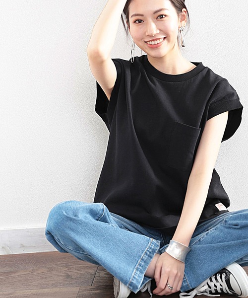 Java（ジャバ）の「《JaVaジャバ コラボ》綿100％USAコットン。大人カジュアルポケットTシャツ（Tシャツ/カットソー・レディース・ホワイト/ブラック/ベージュ/グレイッシュベージュ・MEDIUM/LARGE/X-LARGE/SMALL）」の5枚目の写真