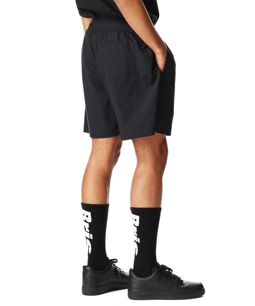 F.C.Real Bristol（エフシーレアルブリストル）の「SMALL LOGO SHORTS（その他パンツ・メンズ・ブラック/ベージュ/B/ライトブルー/A/グレー・LARGE/X-LARGE/SMALL/MEDIUM）」の8枚目の写真