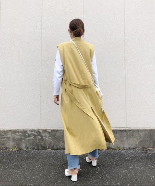 AZUL ENCANTO（アズールエンカント）の「ロングジレ（ワンピース・レディース・ベージュ/ネイビー/イエロー・FREE）」の11枚目の写真