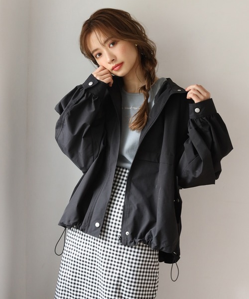 one after another NICE CLAUP（ワンアフターアナザーナイスクラップ）の「ボリューム袖マウンテンパーカー（マウンテンパーカー・レディース・アイボリー/ブラック/チャコールグレー/ミント・FREE）」の17枚目の写真