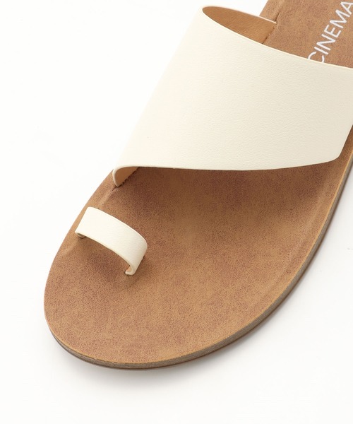 Honeys（ハニーズ）の「トングフラットサンダル（サンダル・レディース・ブラック/ホワイト/ホワイト×ブラック/ブラウン・L/M/S）」の12枚目の写真