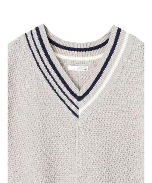 koe（コエ）の「ＶネックＢＩＧニットベスト＊（ベスト・レディース・ベージュ/ホワイト・M-L/S-M）」の20枚目の写真